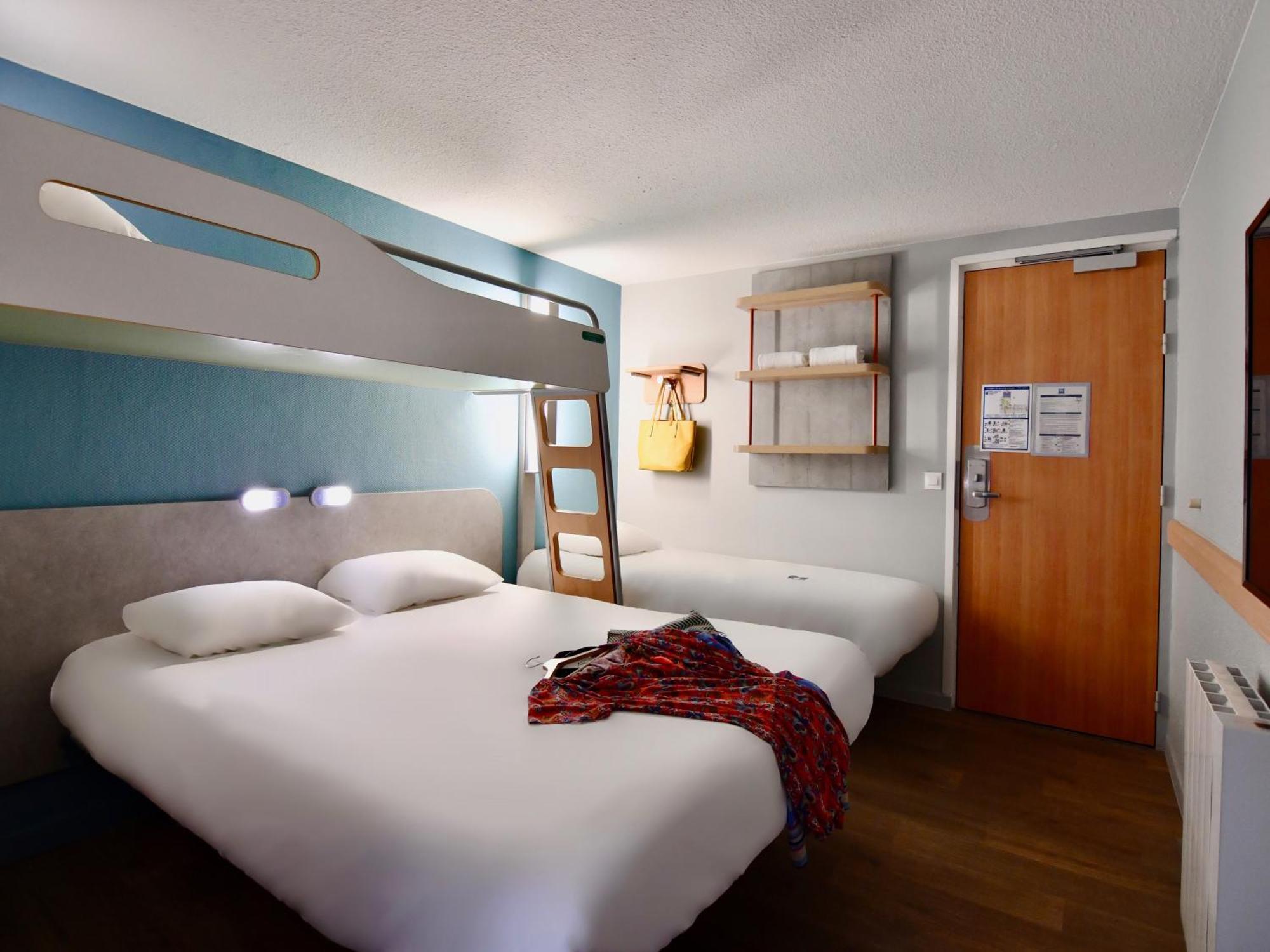 Ibis Budget Vannes Exterior photo