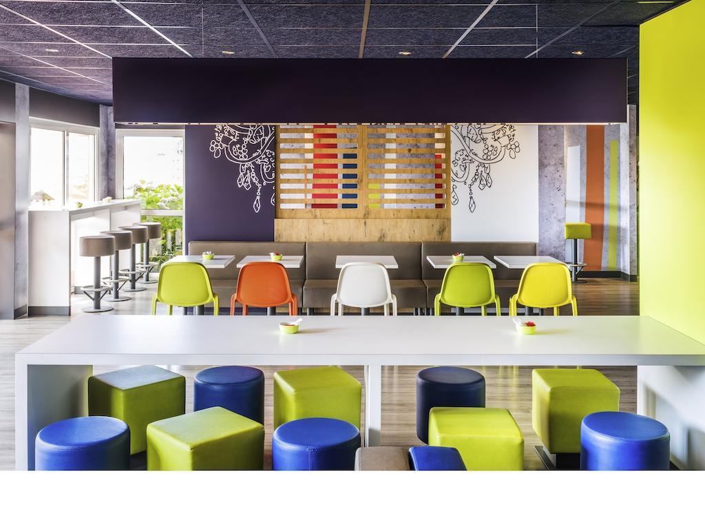 Ibis Budget Vannes Exterior photo